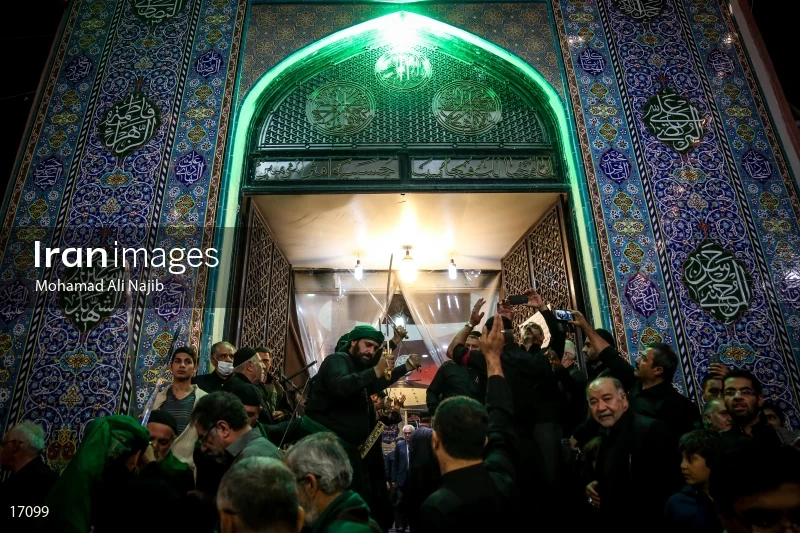 sword dance before Rolling of the torch [Mashal Gardani]