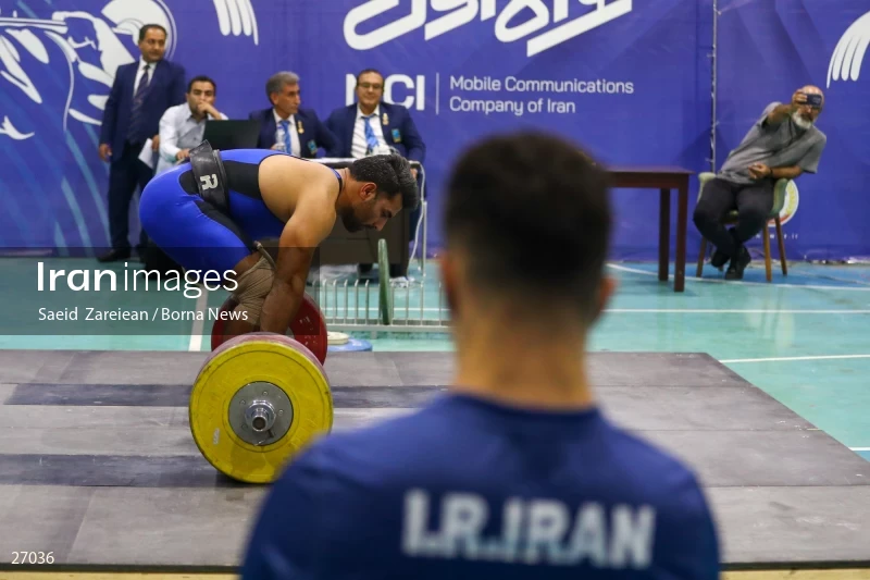 The record setting of Iran's national weightlifting team