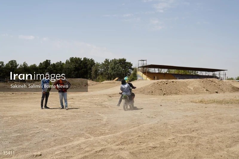 Iranian women's national motocross team