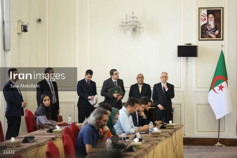 Meeting of foreign ministers of Iran and Algeria