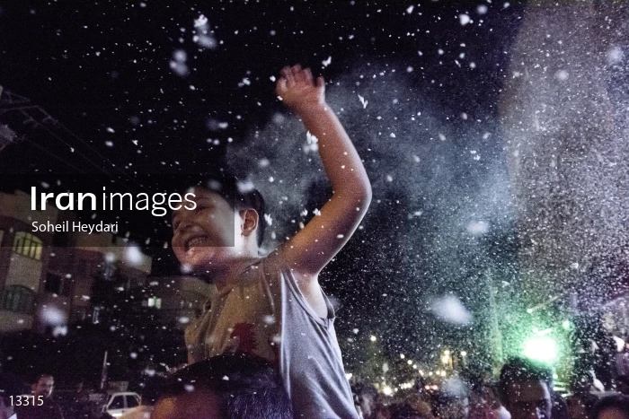 Celebration of the Iranian people after winning the Iranian soccer team against Morocco