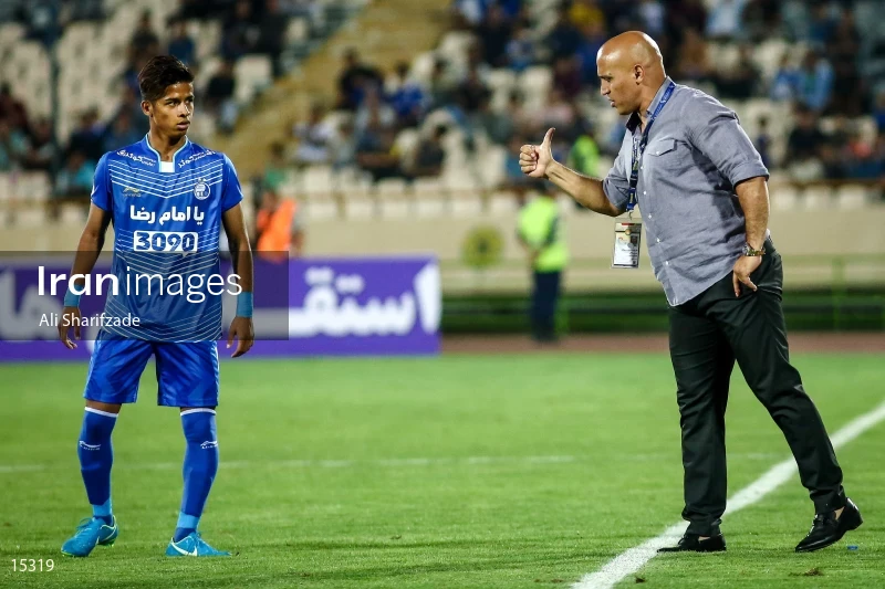 Esteghlal Tehran vs Esteghlal Khuzestan