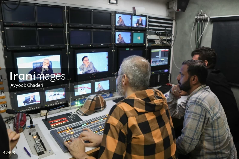 Massoud Pezeshkian on the Economic Roundtable program on Channel Three