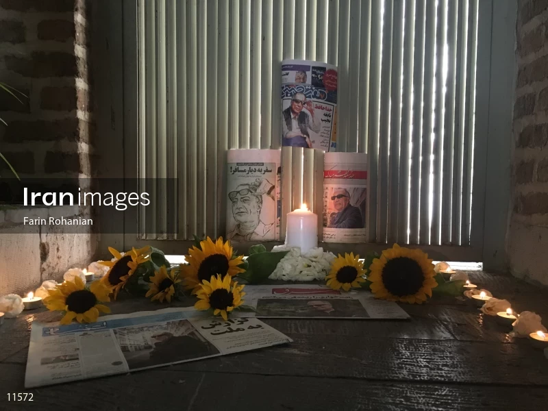 Iranian journalists Tribute to recently deceased Iranian director Abbas Kiarostami
