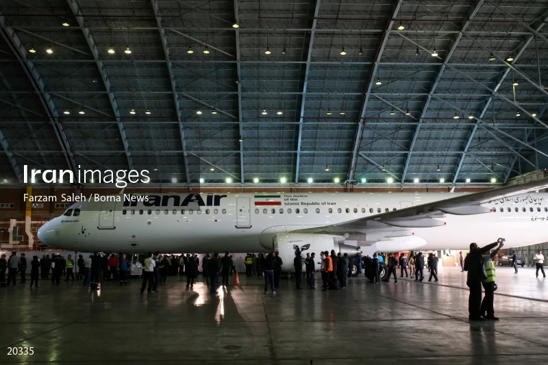Iran Air takes delivery of its first of 100 Airbus aircraft
