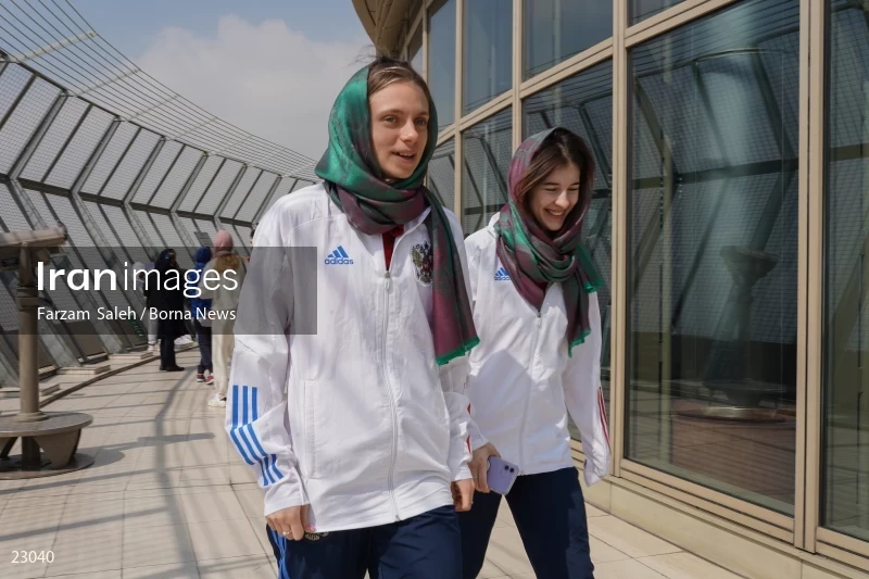 Foreign athletes visit Tehran's Milad Tower