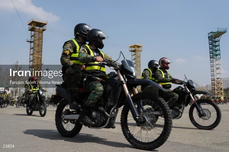Special Units of FARAJA Hold Exercises