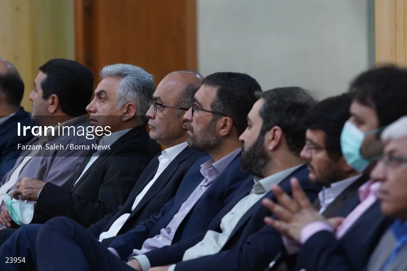 Meeting of government managers in order to “Inflation control and growth in production”
