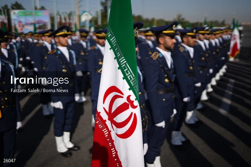 Military Parades Held in Iran on National Army Day