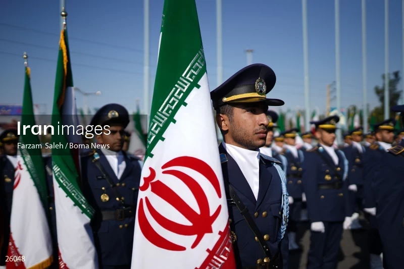 Military Parades Held in Iran on National Army Day