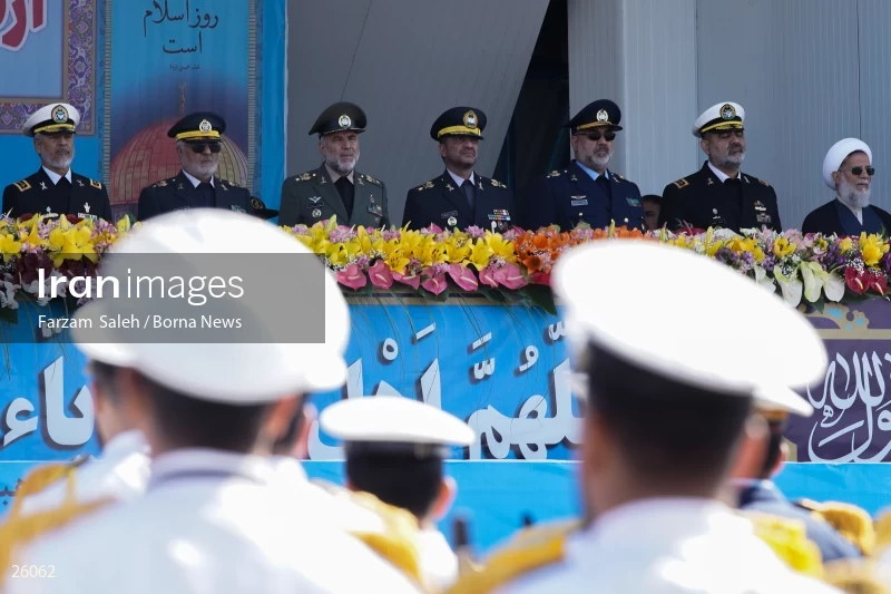Military Parades Held in Iran on National Army Day