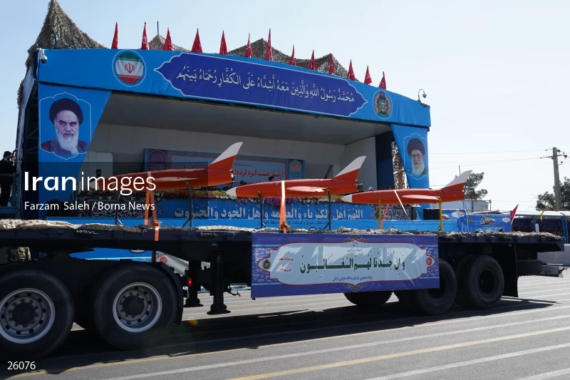 Military Parades Held in Iran on National Army Day