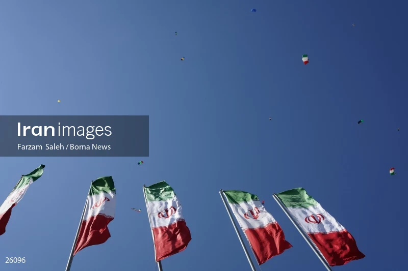 Military Parades Held in Iran on National Army Day