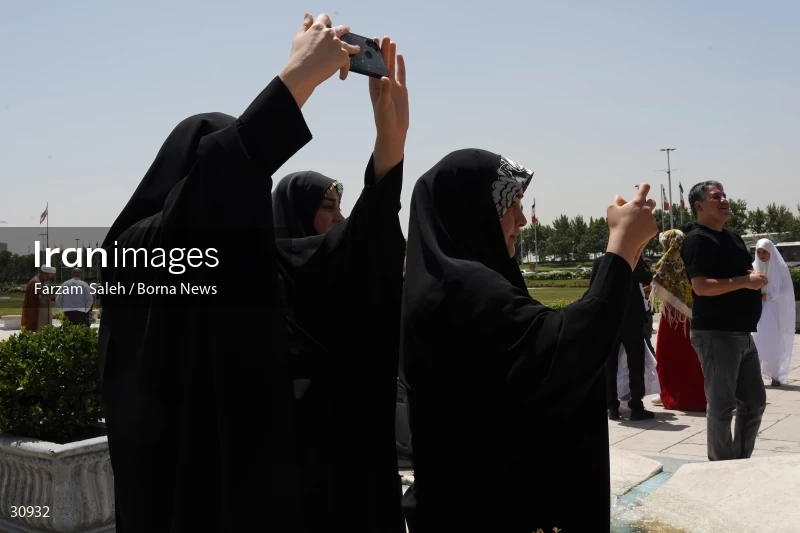 Marriage ceremony of 14 Turkmen couples in Tehran