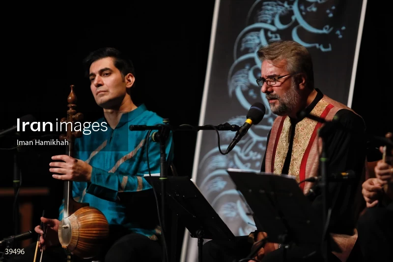 Concert of Hamidreza Nurbakhsh and Qamar group