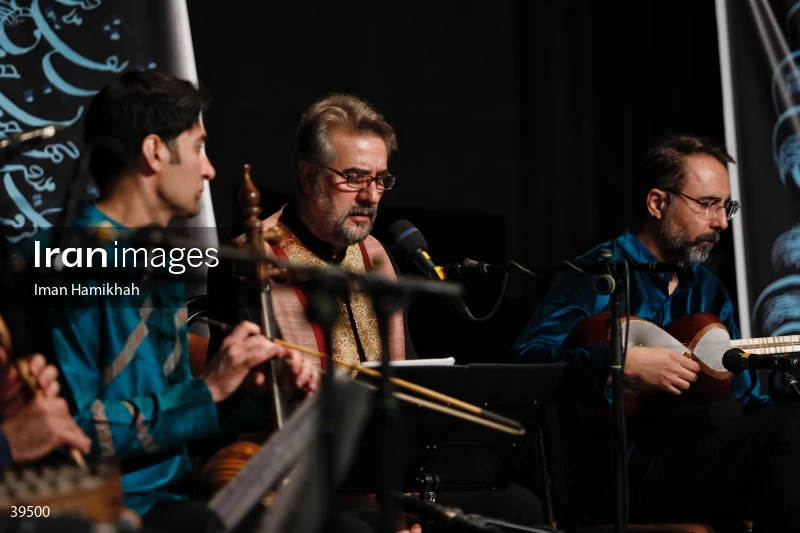 Concert of Hamidreza Nurbakhsh and Qamar group