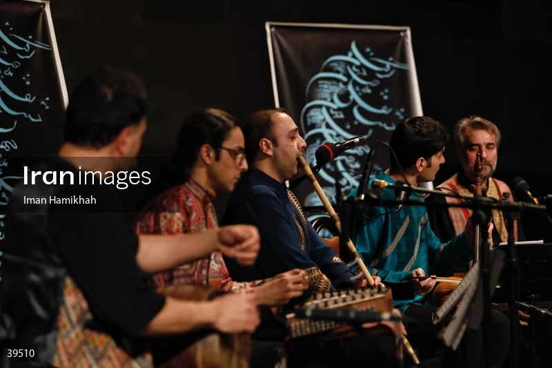 Concert of Hamidreza Nurbakhsh and Qamar group