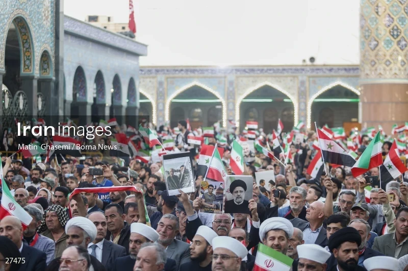 President Ebrahim Raisi in the holy shrine of Hazrat Zeinab (PBUH)