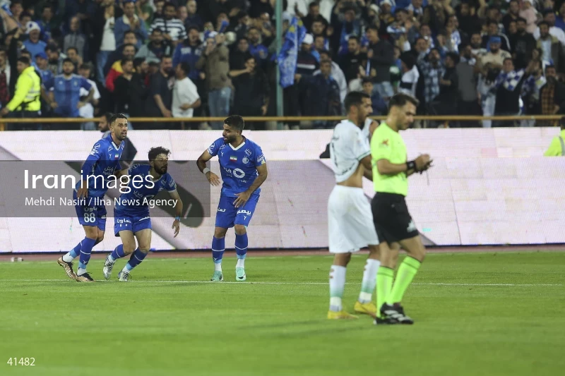 Esteghlal F.C. - Zob Ahan Esfahan F.C.
