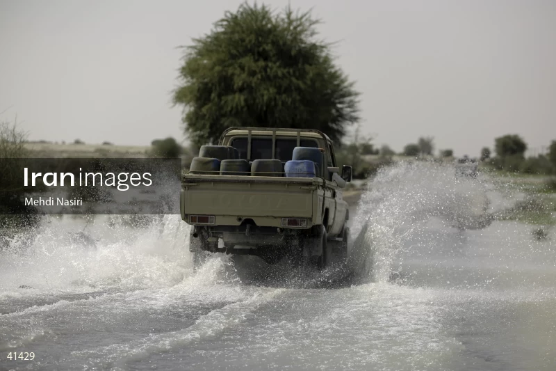 Floods in Dashtiari County