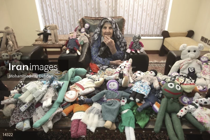 Bibi Hazer Omidvari
