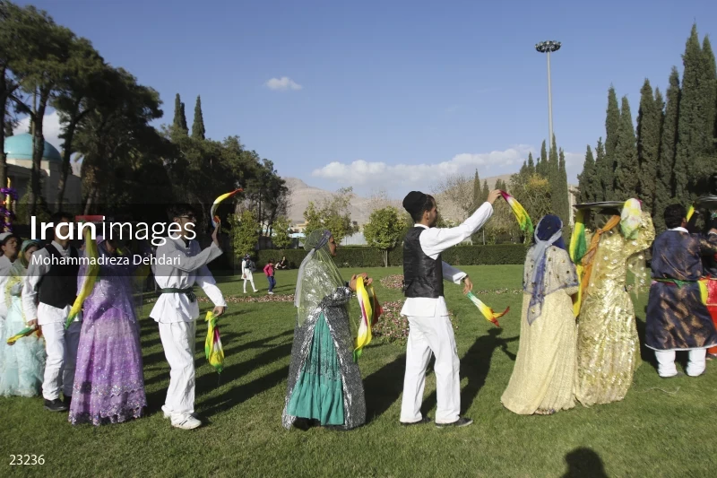 The symbolic performance of the Qashqai wedding