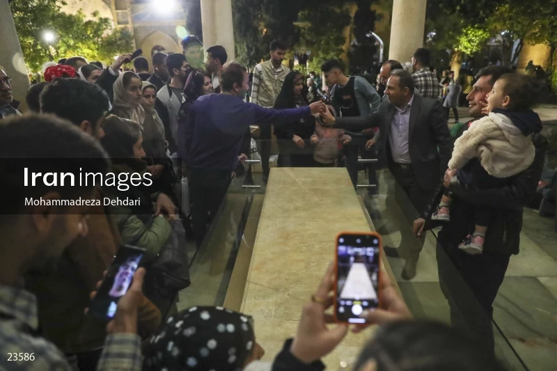 New Year Ceremonyin the Tomb of Hafez