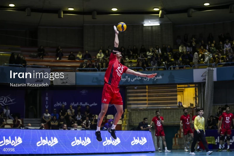 Paykan V.C. Vs. Foolad Sirjan V.C.