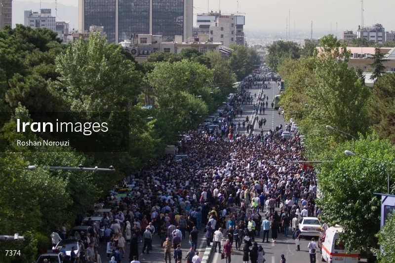 Ceremony for Iranian film-maker Abbas Kiarostami