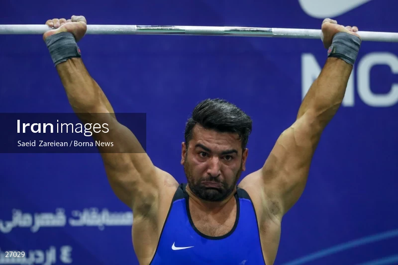 The record setting of Iran's national weightlifting team