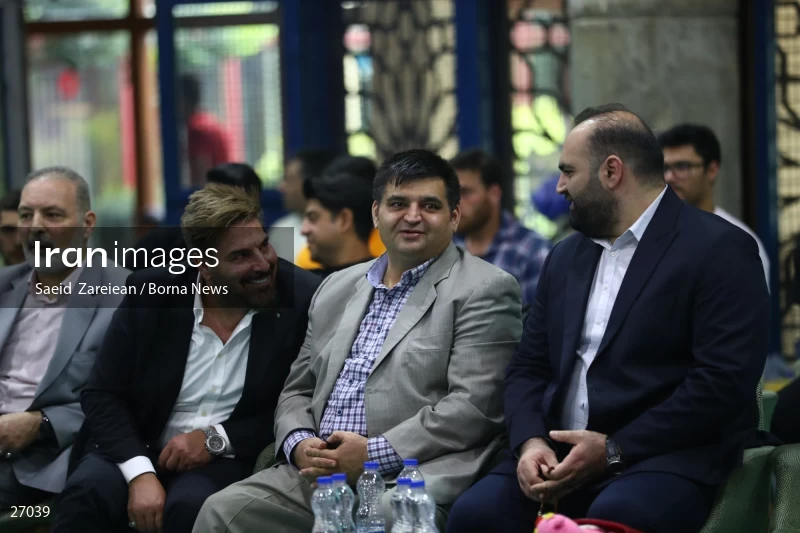 The record setting of Iran's national weightlifting team