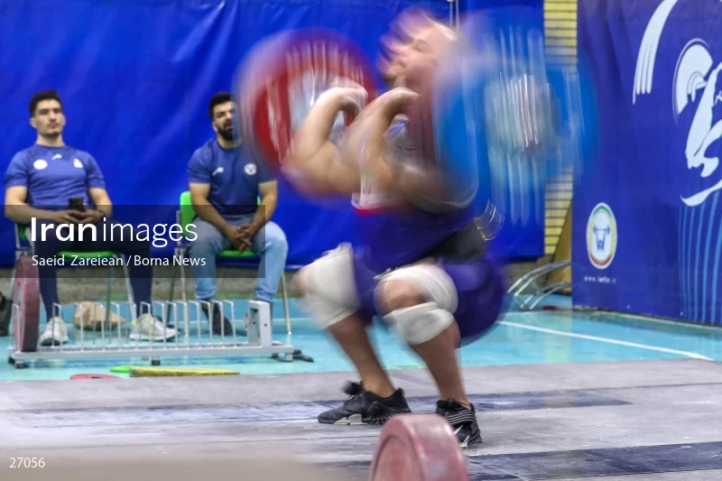 The record setting of Iran's national weightlifting team