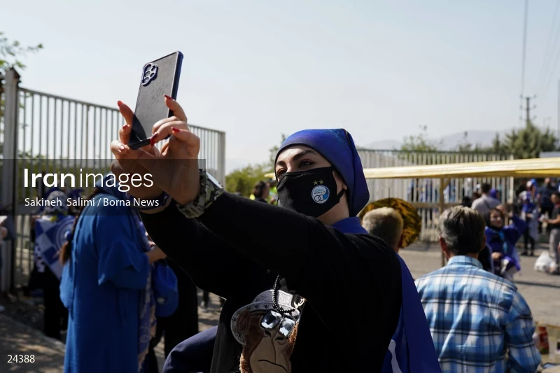 The first attendance of women in the stadium in a match of the Premier Football League of Iran