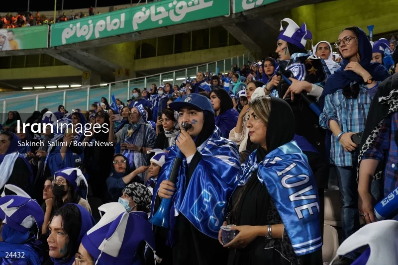 The first attendance of women in the stadium in a match of the Premier Football League of Iran
