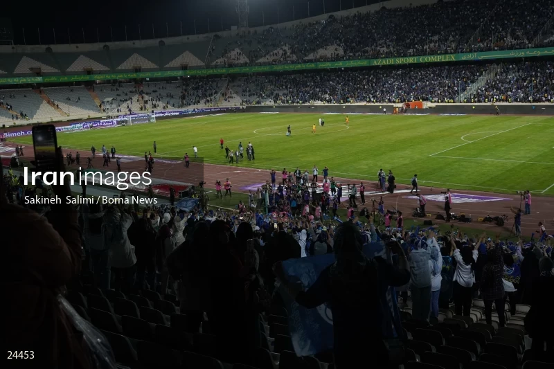 The first attendance of women in the stadium in a match of the Premier Football League of Iran