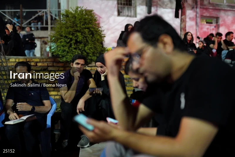 Qadr Night in Imamzadeh Saleh Tajrish (21th day of Ramadan)