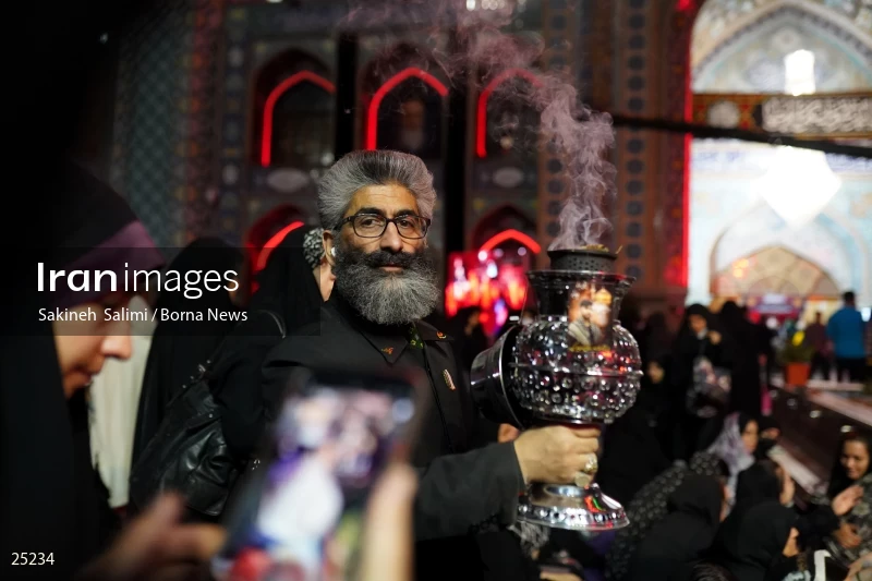 Qadr Night in Imamzadeh Saleh Tajrish (21th day of Ramadan)
