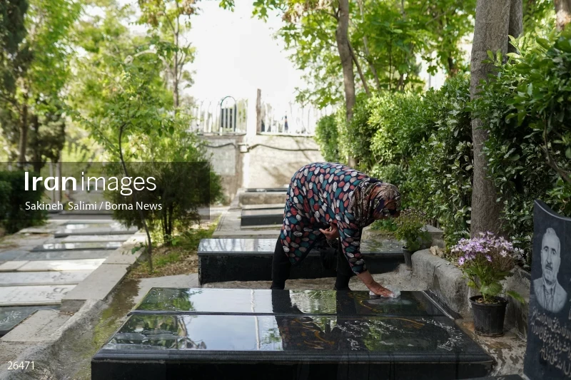 Iranians perform Eid al-Fitr prayers in Tehran