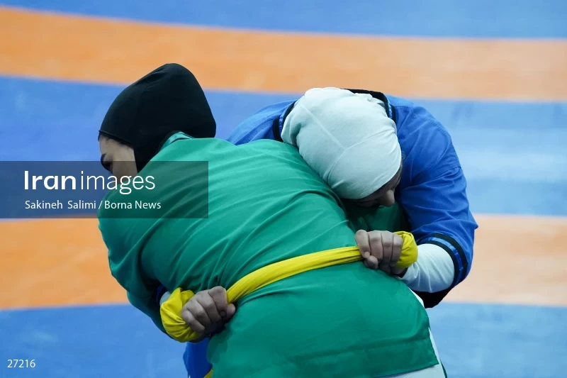 The national championship and selection of the Iranian female Alysh wrestling national team
