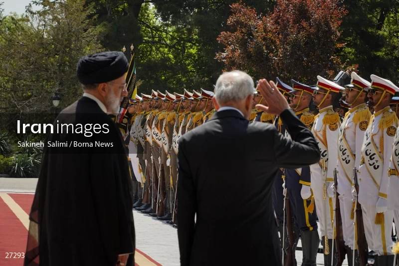 Ebrahim Raisi's official welcome to the President of Iraq