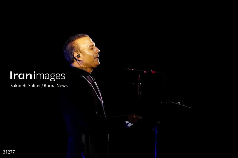 Alireza Ghorbani's concert in Saad Abad cultural and historical complex