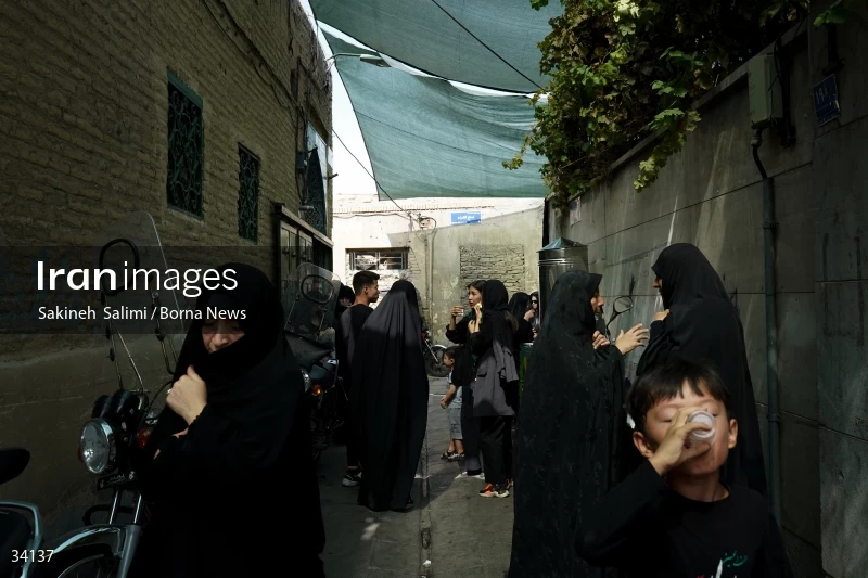 Mourning at Hosseinieh Sadat Akhavi in Tehran