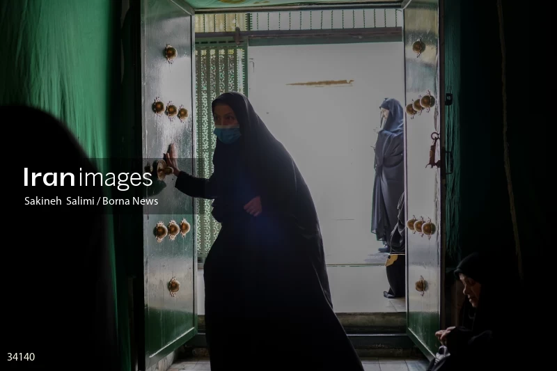Mourning at Hosseinieh Sadat Akhavi in Tehran