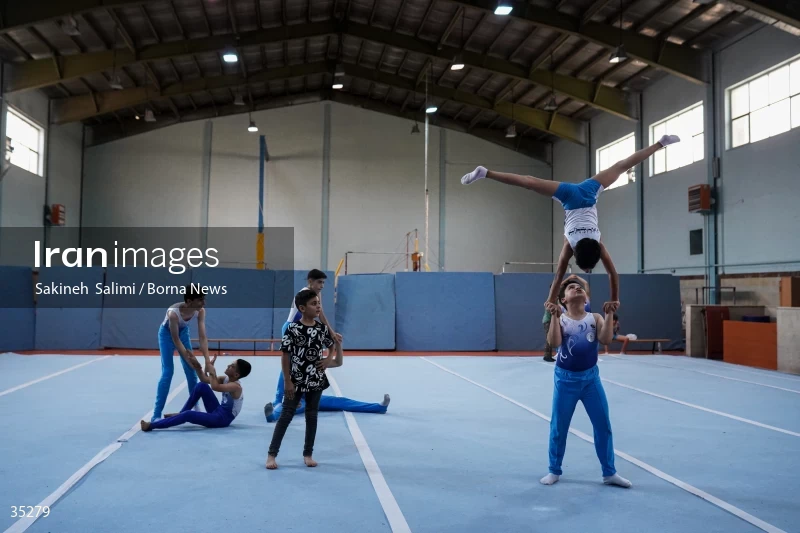 Gymnastics acrobat competitions (Acrogym)