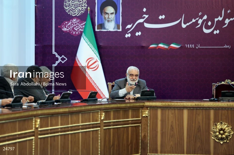 The meeting of the president with a group of benefactors and officials of charitable institutions