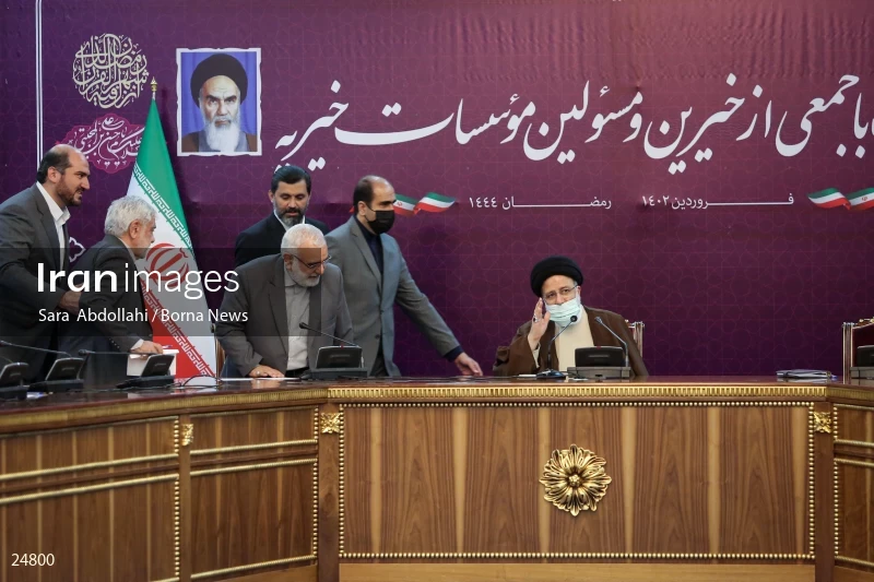 The meeting of the president with a group of benefactors and officials of charitable institutions
