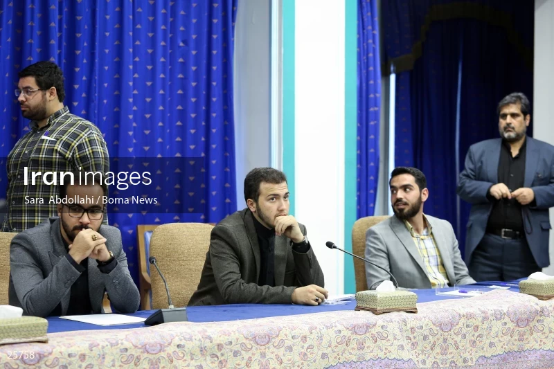 Meeting of representatives of student organizations with the president