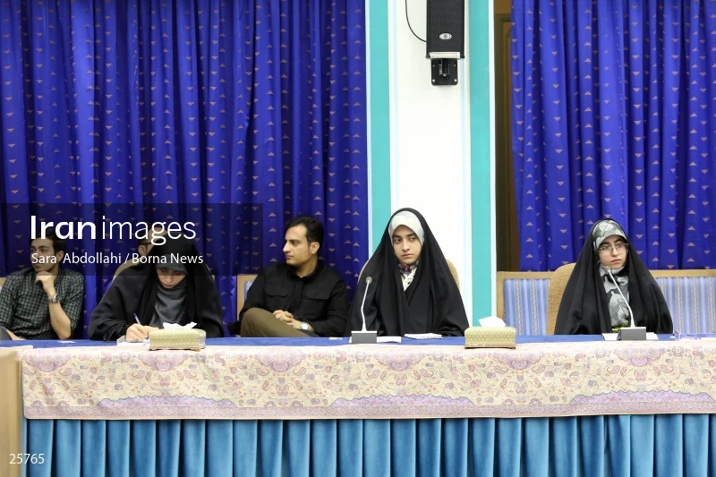 Meeting of representatives of student organizations with the president