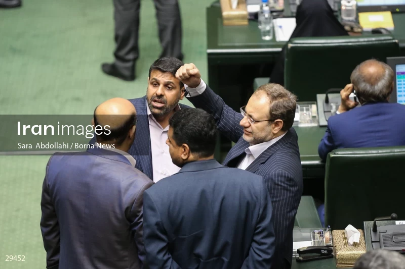 Parliamentary session about confidence vote to Minister of Education
