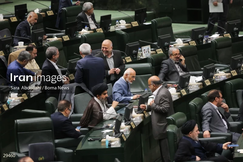 Parliamentary session about confidence vote to Minister of Education